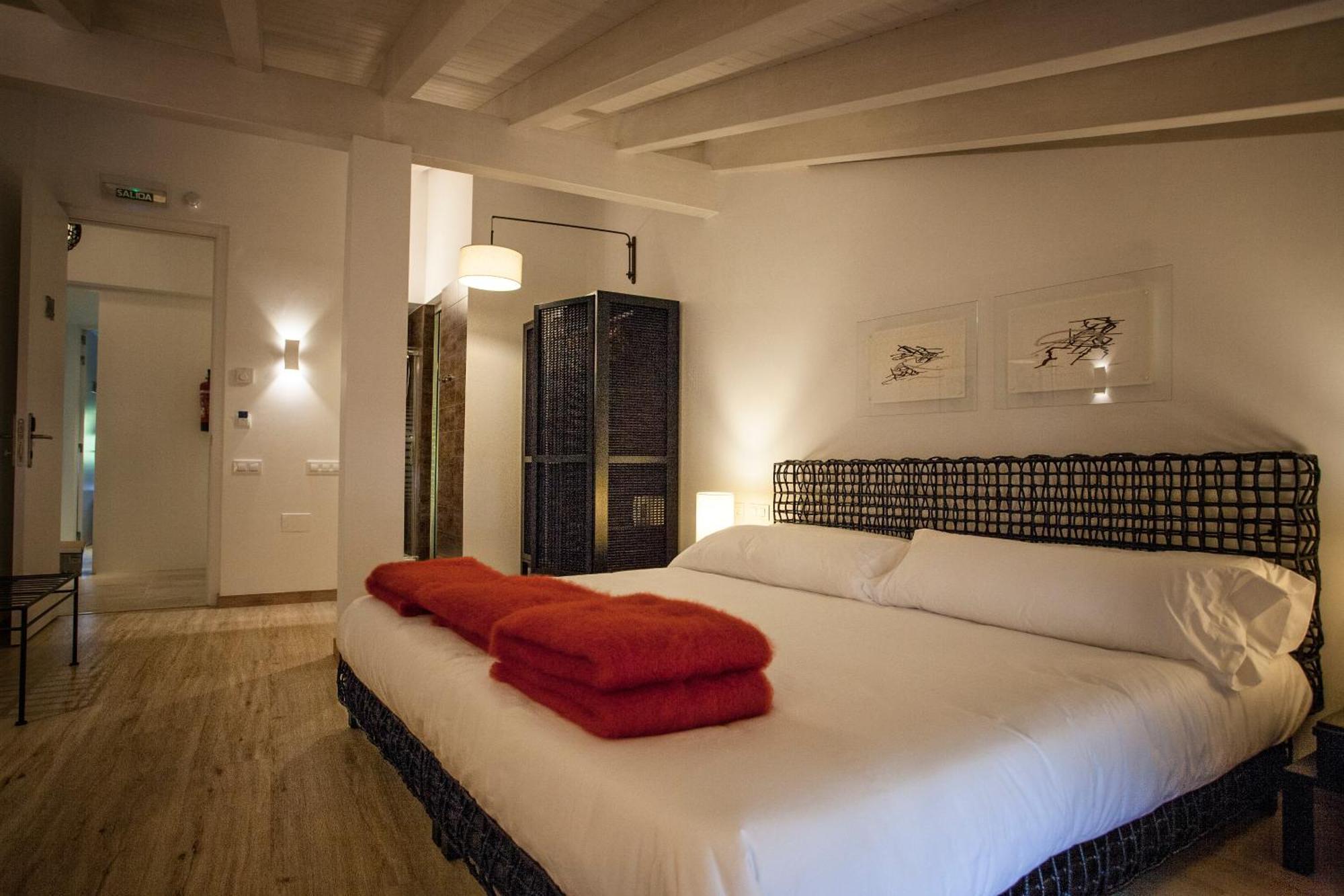 Hotel Pura Vida Valganon Extérieur photo
